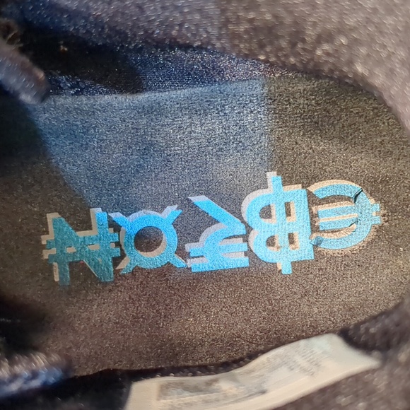 LeBron 17 XVII Global Currency Shoes - Picture 10 of 14